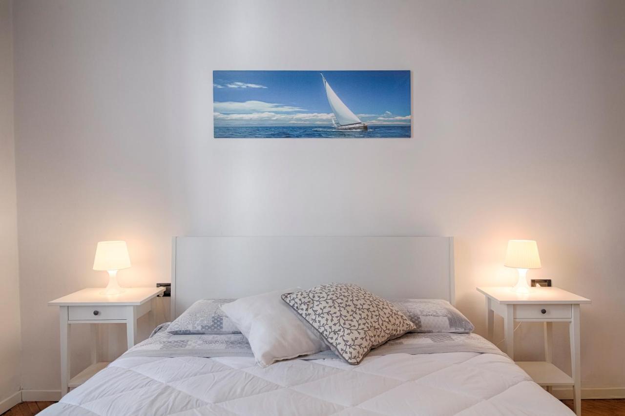 Mihaela Apartment - Charme Near The Station Trieste Luaran gambar